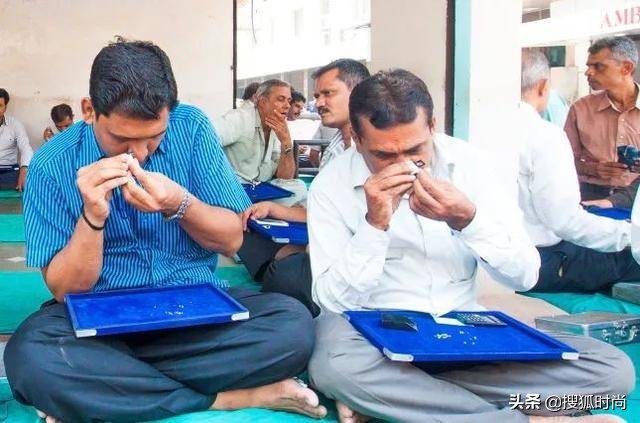 疯狂的钻石？印度工厂停工！欧美制裁俄罗斯将使全球“无钻可买”