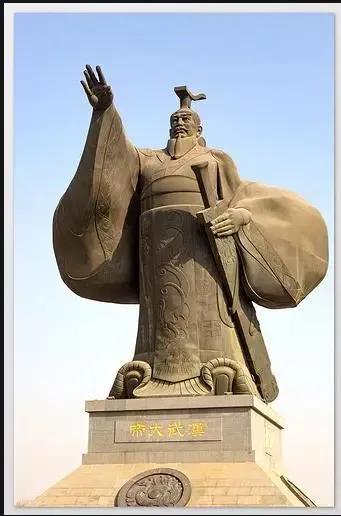 中国历史上最差劲皇帝排名,历史上妃子最多的皇帝排名