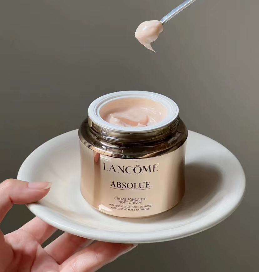 四五十岁的妈妈们，要想老的慢，就从这里挑，大牌平价都讲全了