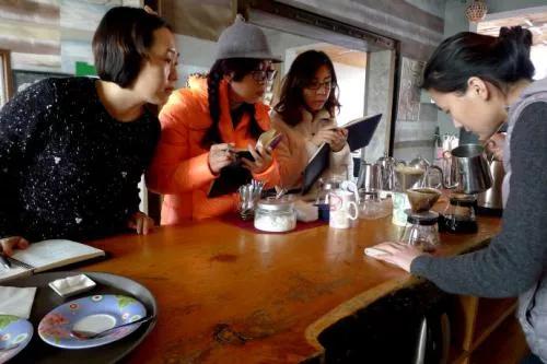 一万块钱能做什么创业,一万块钱创业做什么项目好