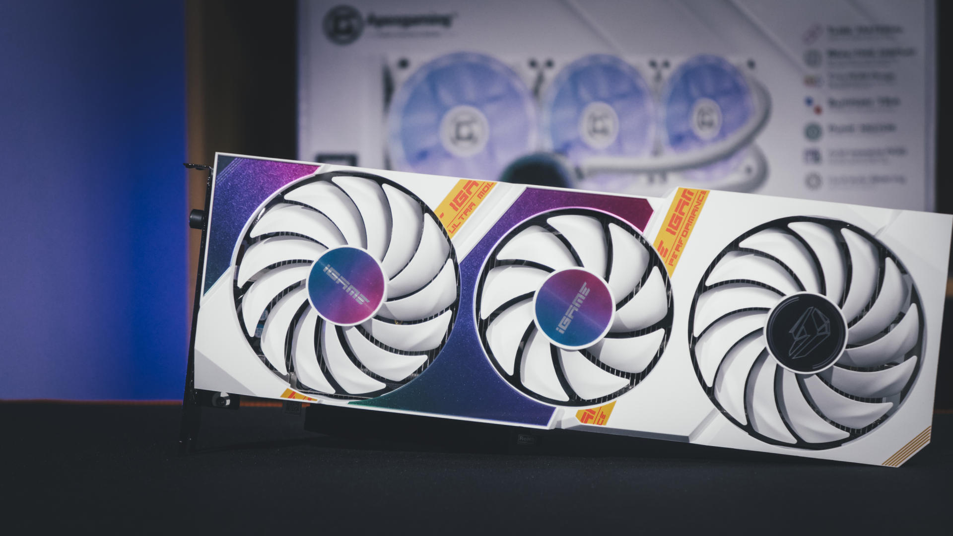 冠捷和优派三星显示器哪个好,4k的显示器优派和冠捷哪个好