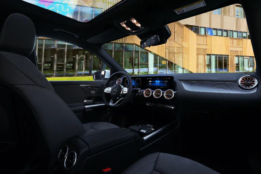 奔驰纯电动汽车eqb真实体验,eqa纯电动汽车评测