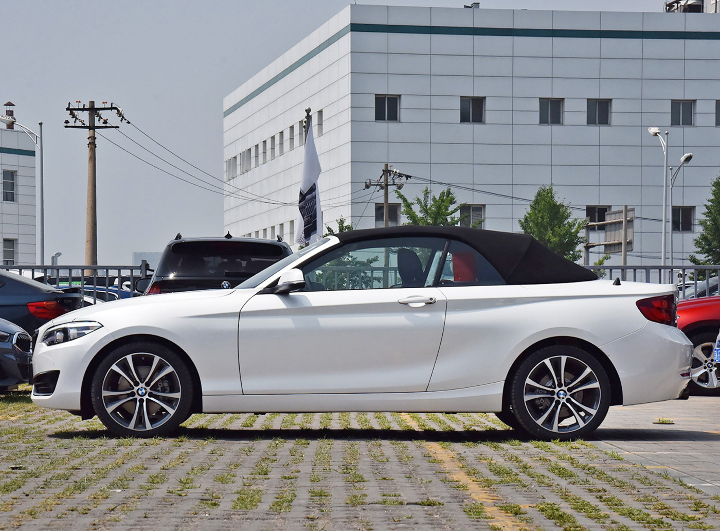 12款宝马敞篷选325好还是选320好,宝马四座敞篷车20万左右落地价格