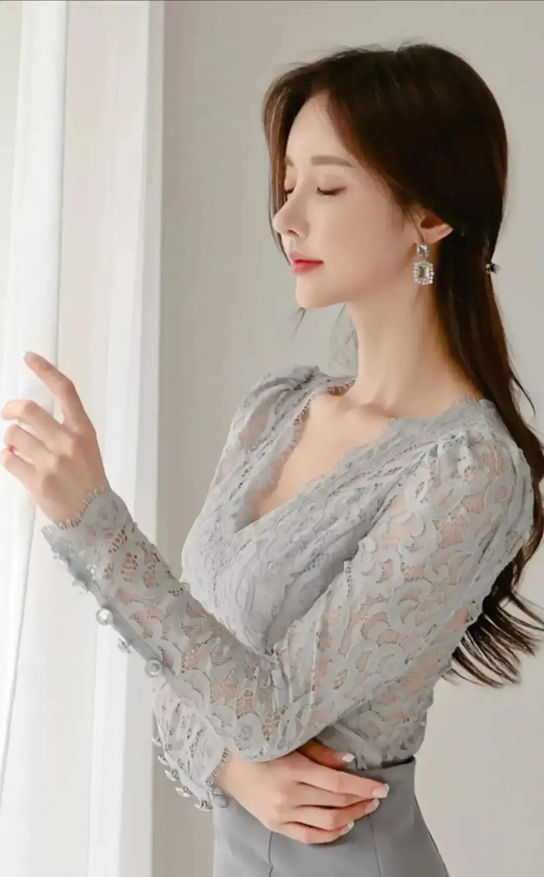 孙允珠高领修身毛衣美图,孙允珠高清美图