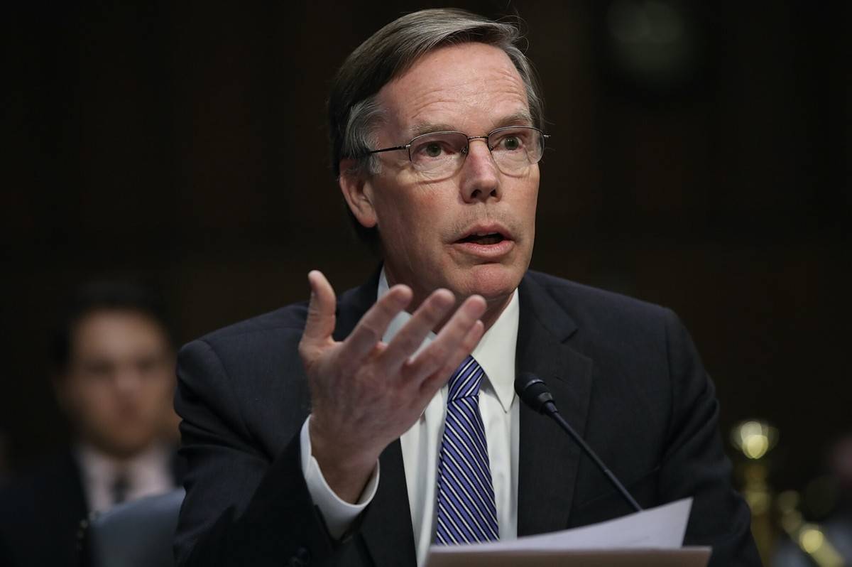 中美再度接触，秦刚只谈了30分钟就登上专机访欧，释放什么信号？