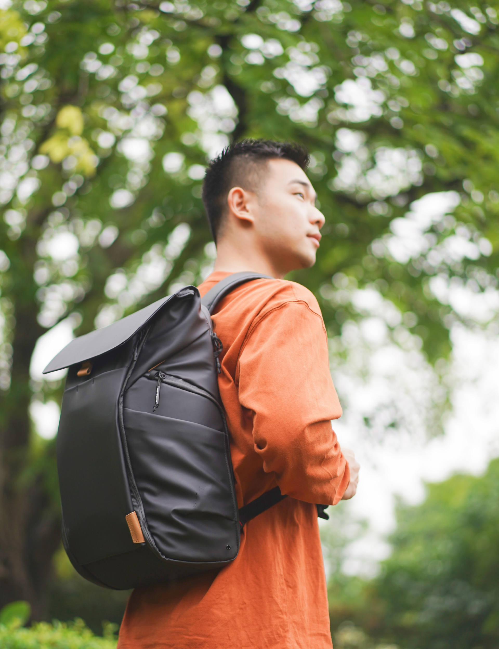 pgytech双肩摄影包评测,PGYTECHOneGo单肩包白色