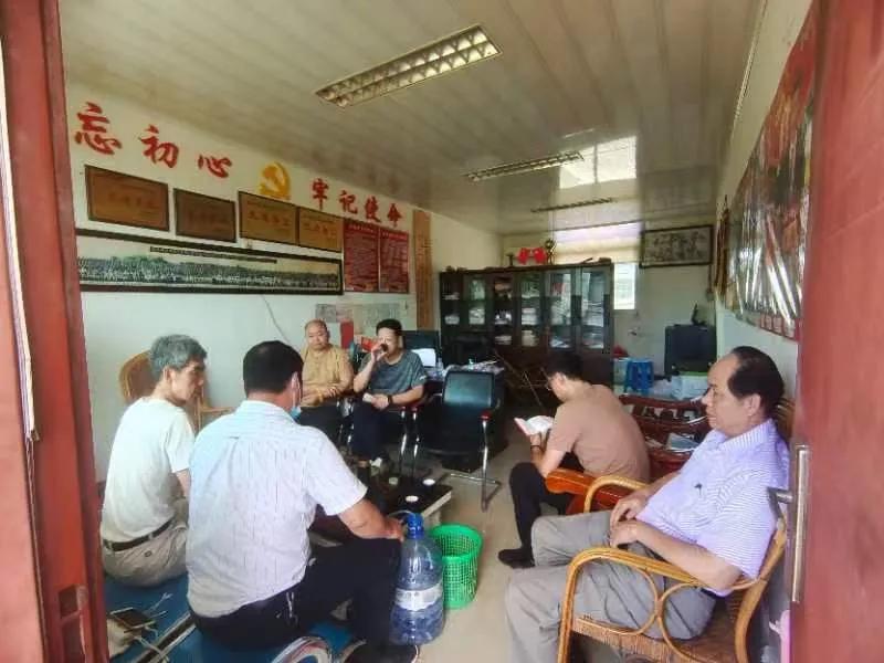 中国民族交易会,中国民族商品交易会第四届