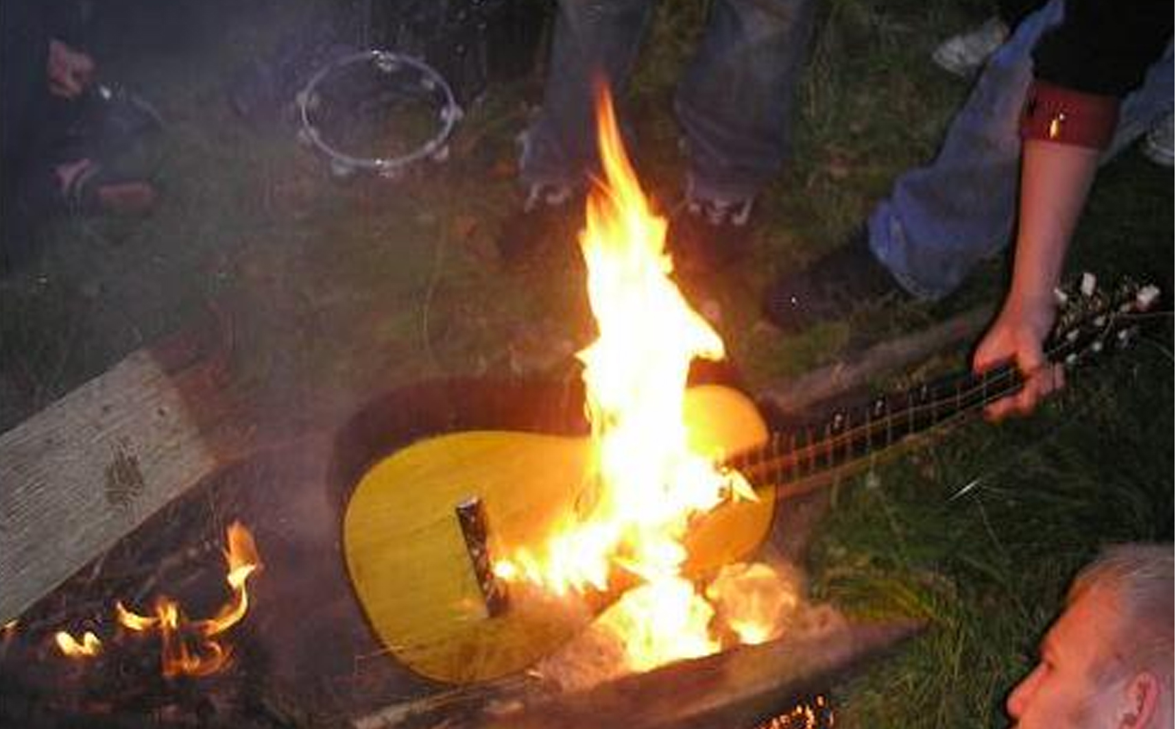 网上吉他店铺平价推荐,吉他推荐女生平价