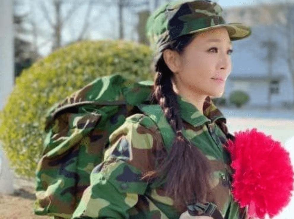 李丹阳她妈妈的葬礼全过程视频,歌唱家李丹阳父亲多少岁去世