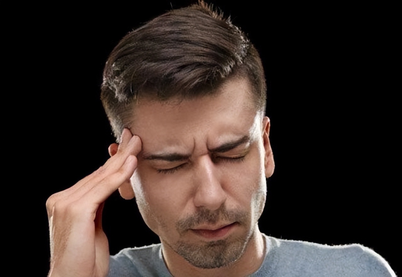 早上醒来手发胀握不了拳头,早上醒来双手发胀握不拢