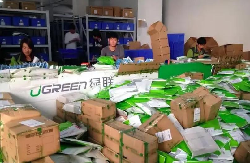 年入34亿！中国华强北的“小混混”，竟然把苹果拿捏了？