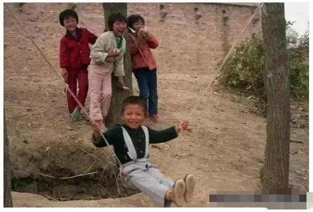 70年代童年回忆玩什么,有谁记得70后童年玩过的东西