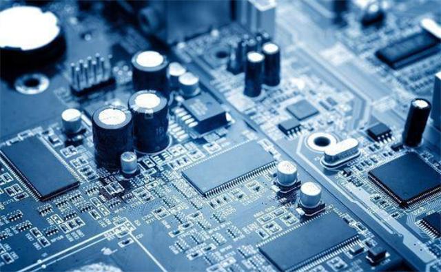 轮到美国被卡脖子？乌特有气体恐断供，将中气商纳入半导体供应链