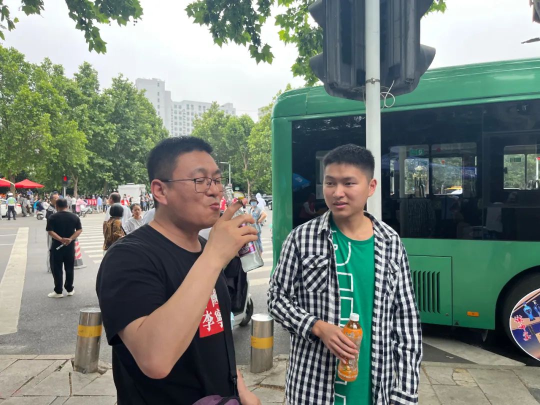 益路华彩，夏日清凉|金星啤酒为高考助力，为梦想加油