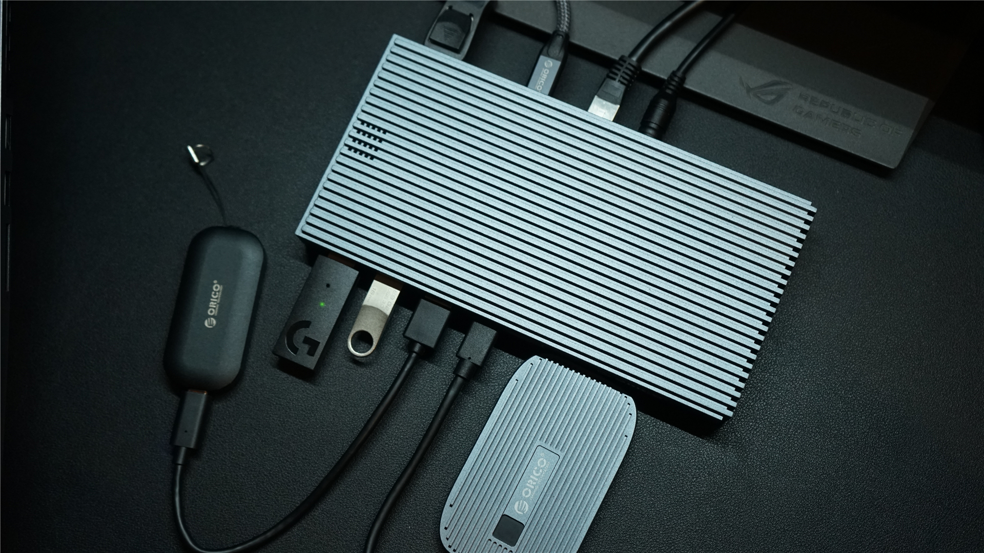 奥睿科tb3-s1扩展坞,奥睿科tb3-s2雷电3硬盘盒扩展坞