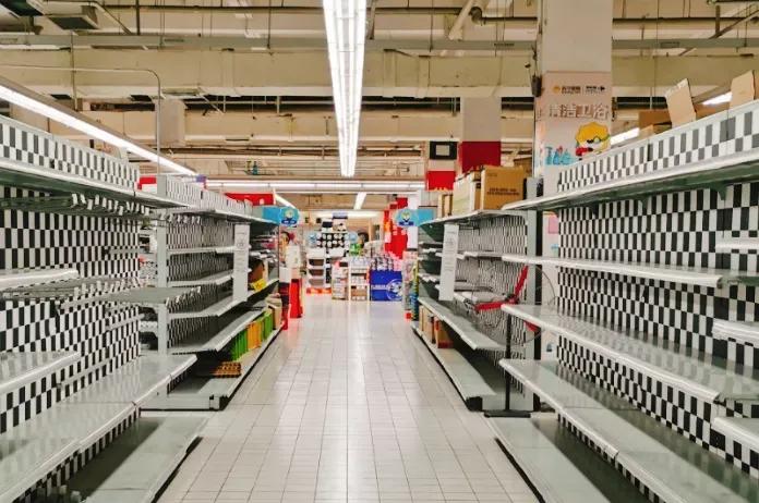 家乐福改地下停车场,南充家乐福超市还可以购物吗