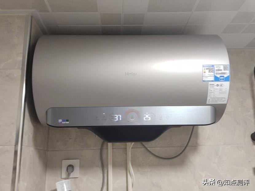 海尔电热水器扁桶哪个型号的好,海尔电热水器es和ec型号区别
