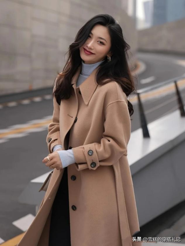 皮肤暗黄偏黑女士染什么颜色头发,皮肤偏黑的女孩子穿白色好看吗