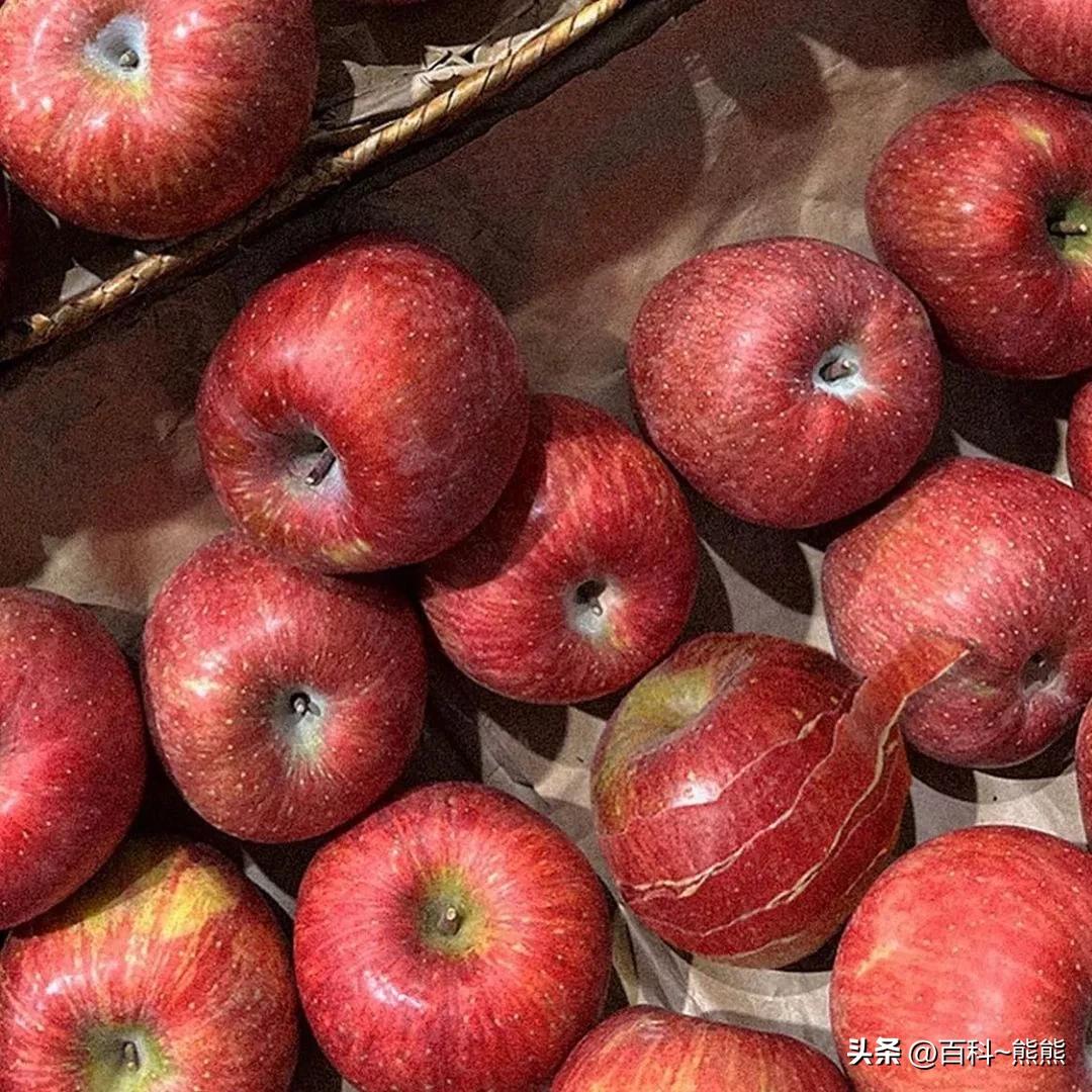 削掉的苹果皮别扔，用来做纸胶带吧