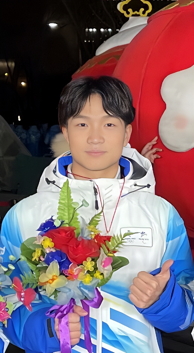 高校寝室风采展,大学生班级风采展示视频30秒