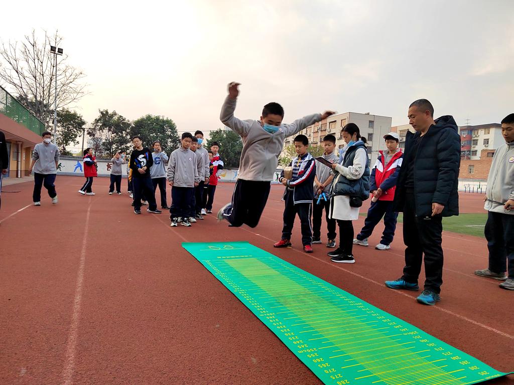 许昌市二中教育集团运动会,许昌市二中2019秋季运动会开幕式