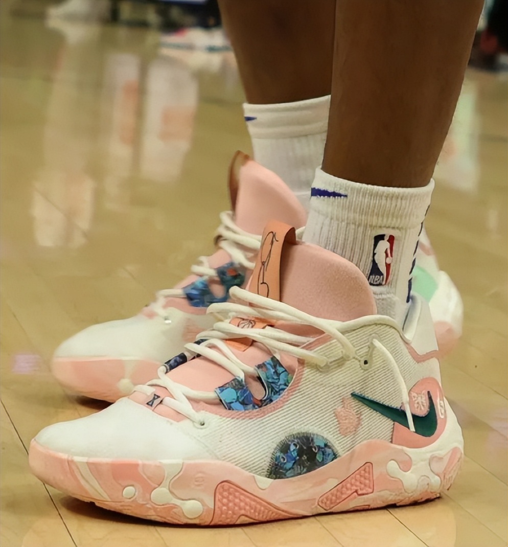 耐克pg1所有配色,耐克kd15尺码