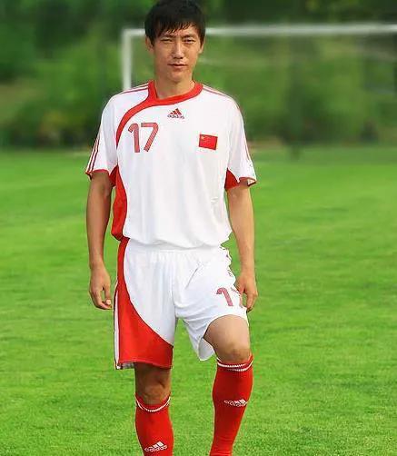 足球俱乐部退出中甲中乙,青岛足球俱乐部退出职业联赛