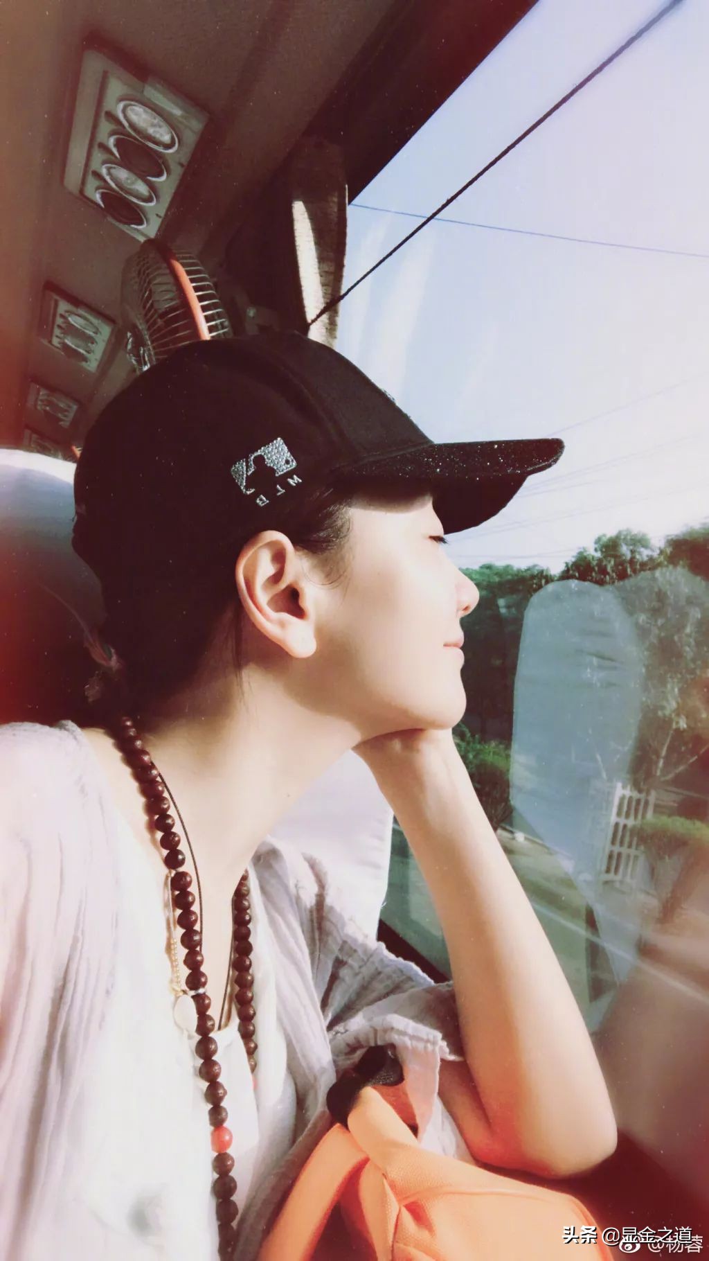 “天才少女”16岁上大学，演戏25年不爱名利