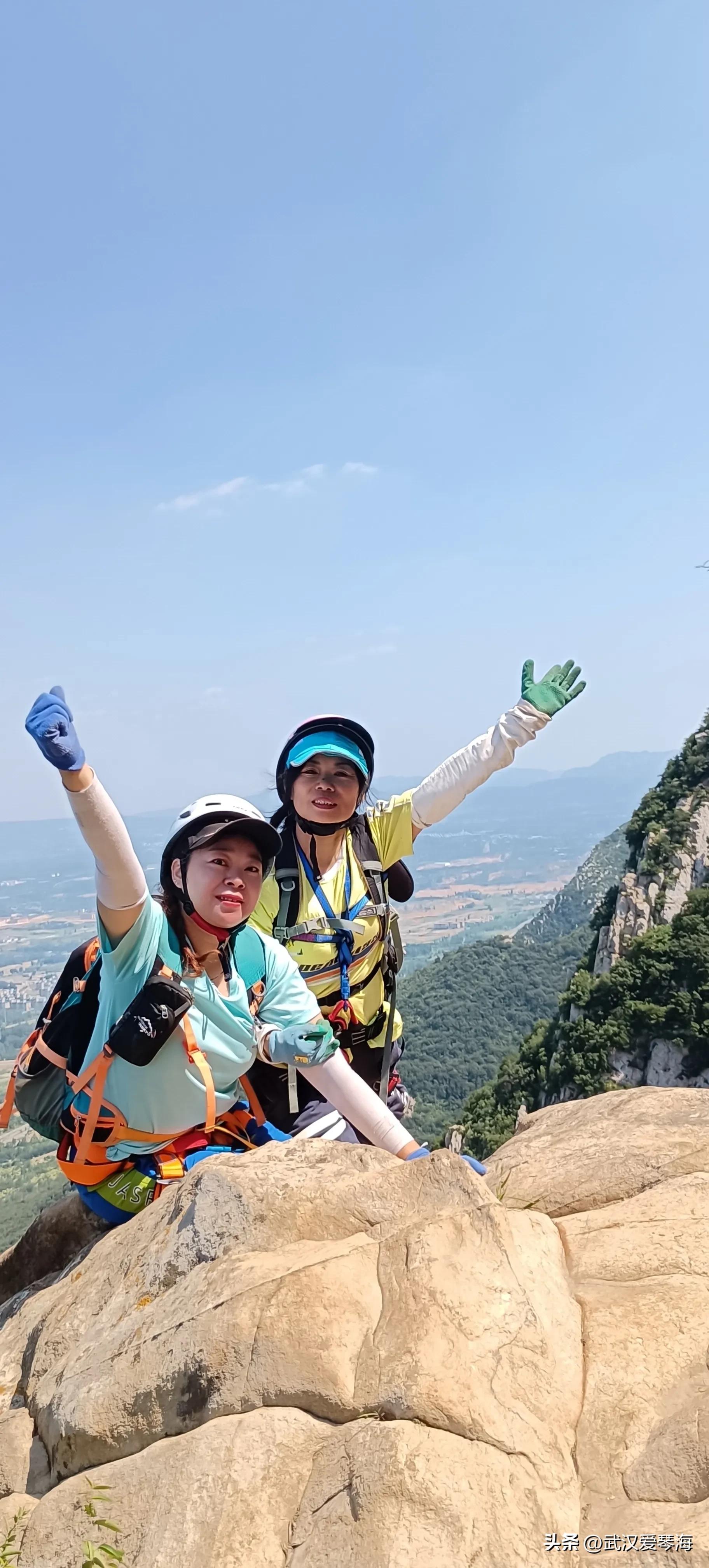 嵩山鱼道鱼脊线全景,嵩山虎头崖攀爬