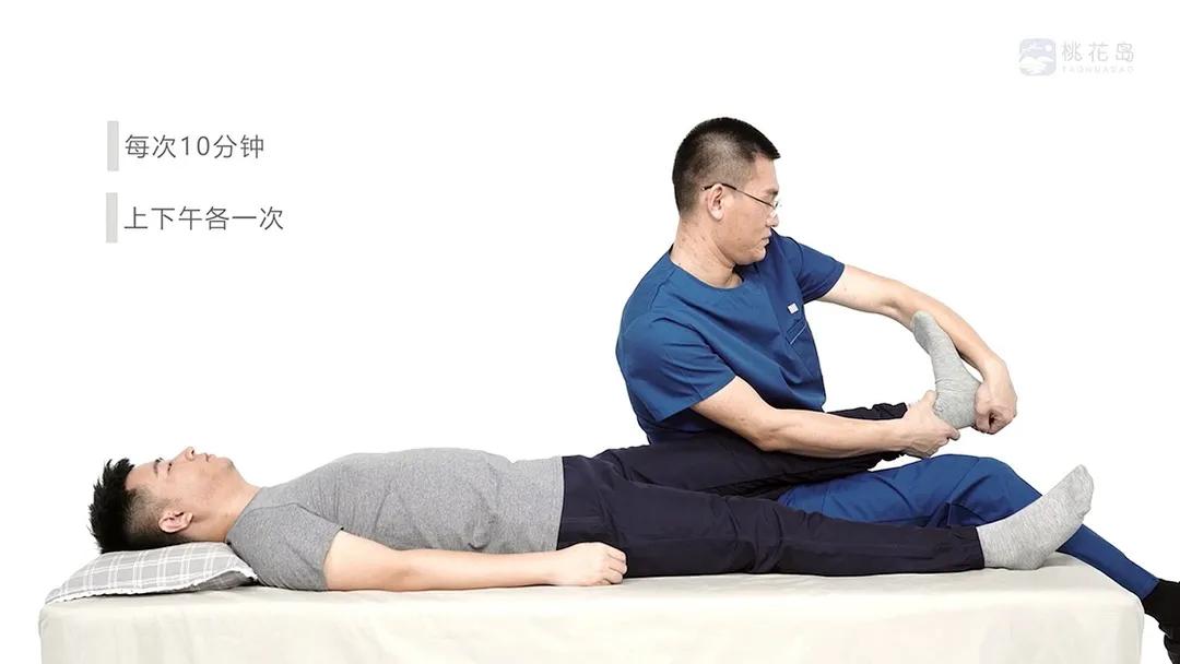 脑梗偏瘫走路脚后跟不着地,脑中风偏瘫患者正常行走步态