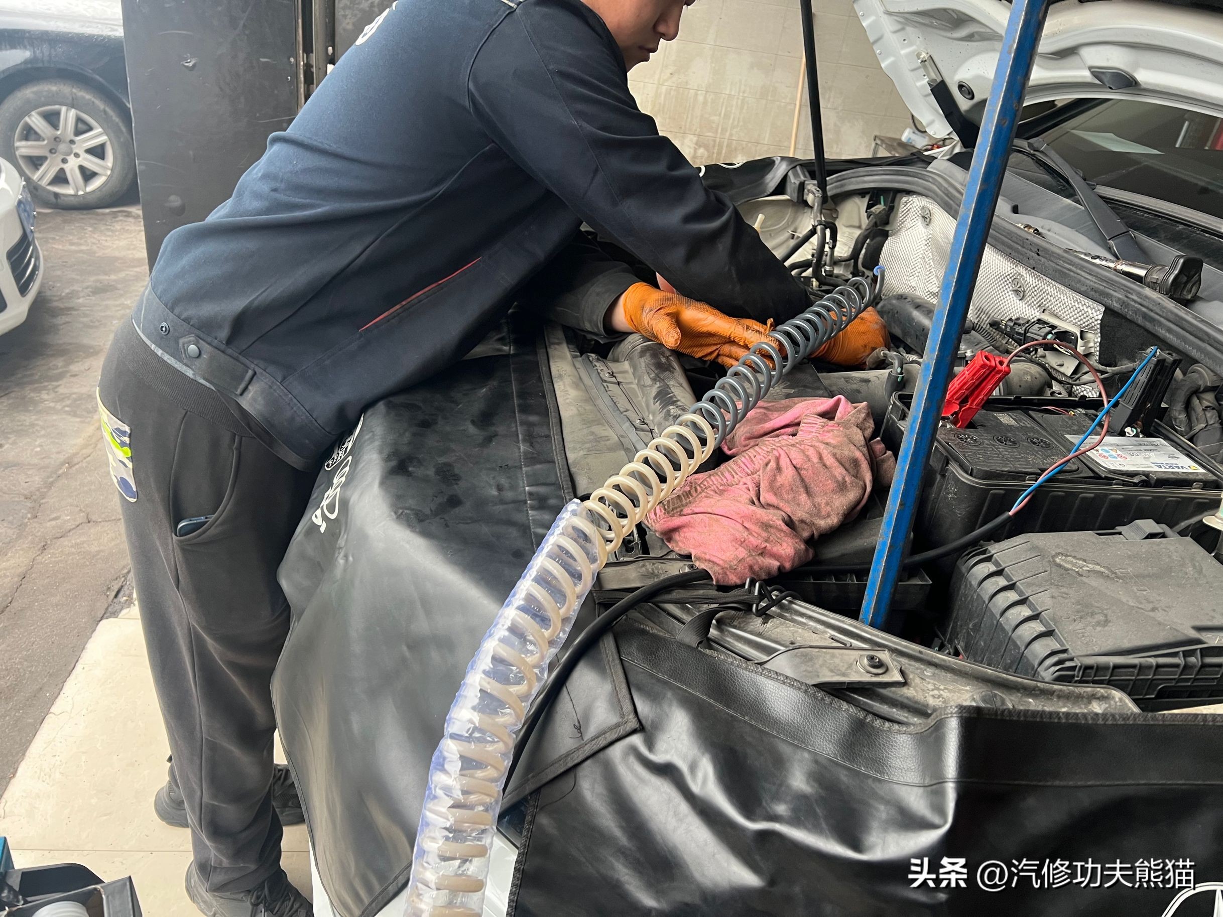 奥迪q3大保养省钱秘籍,奥迪q3烧机油免拆清洗有效果吗