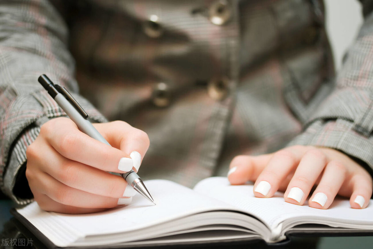 2023，我辞职在家，靠chatgpt写作赚钱