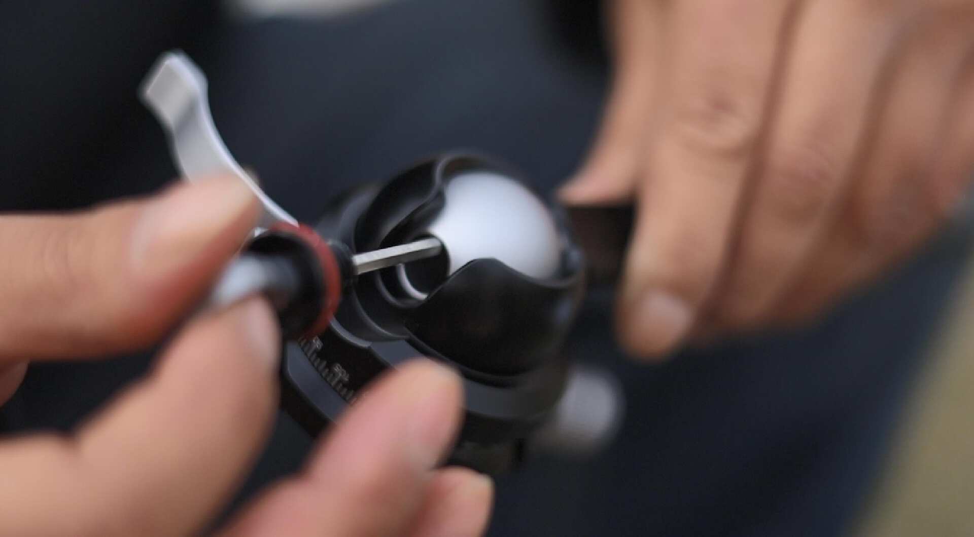 碳纤维多用三脚架,碳纤维铝合金三脚架