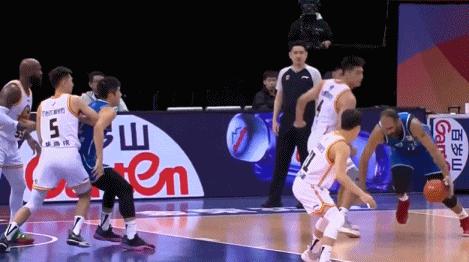 哈达迪姚明亚洲第一中锋,哈达迪跟腱断裂