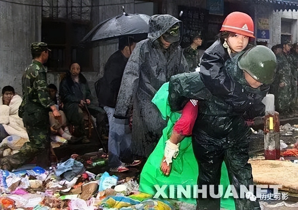 汶川地震十大催人泪下的照片,汶川地震12周年这些照片让人泪目
