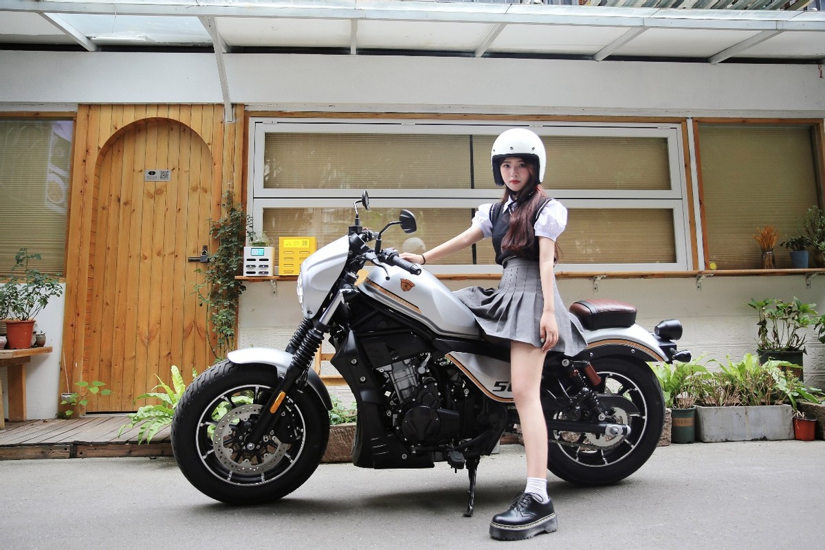 香帅苍云500和豪爵tr300,贝纳利502c和苍云500怎么选