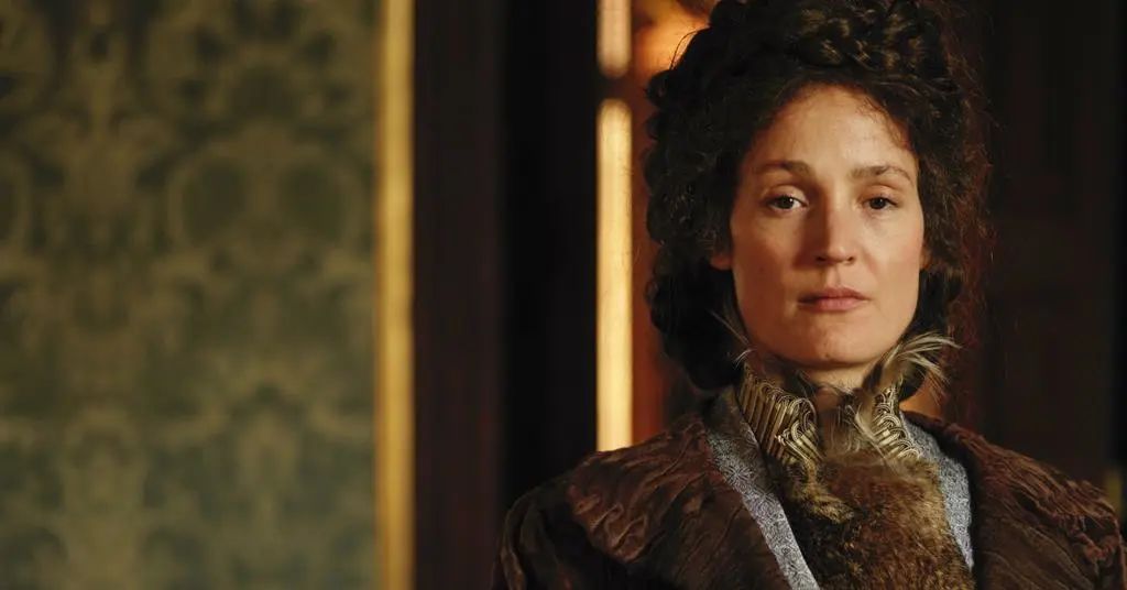 让我们从“茜茜公主”开始，聊聊内衣这件事儿