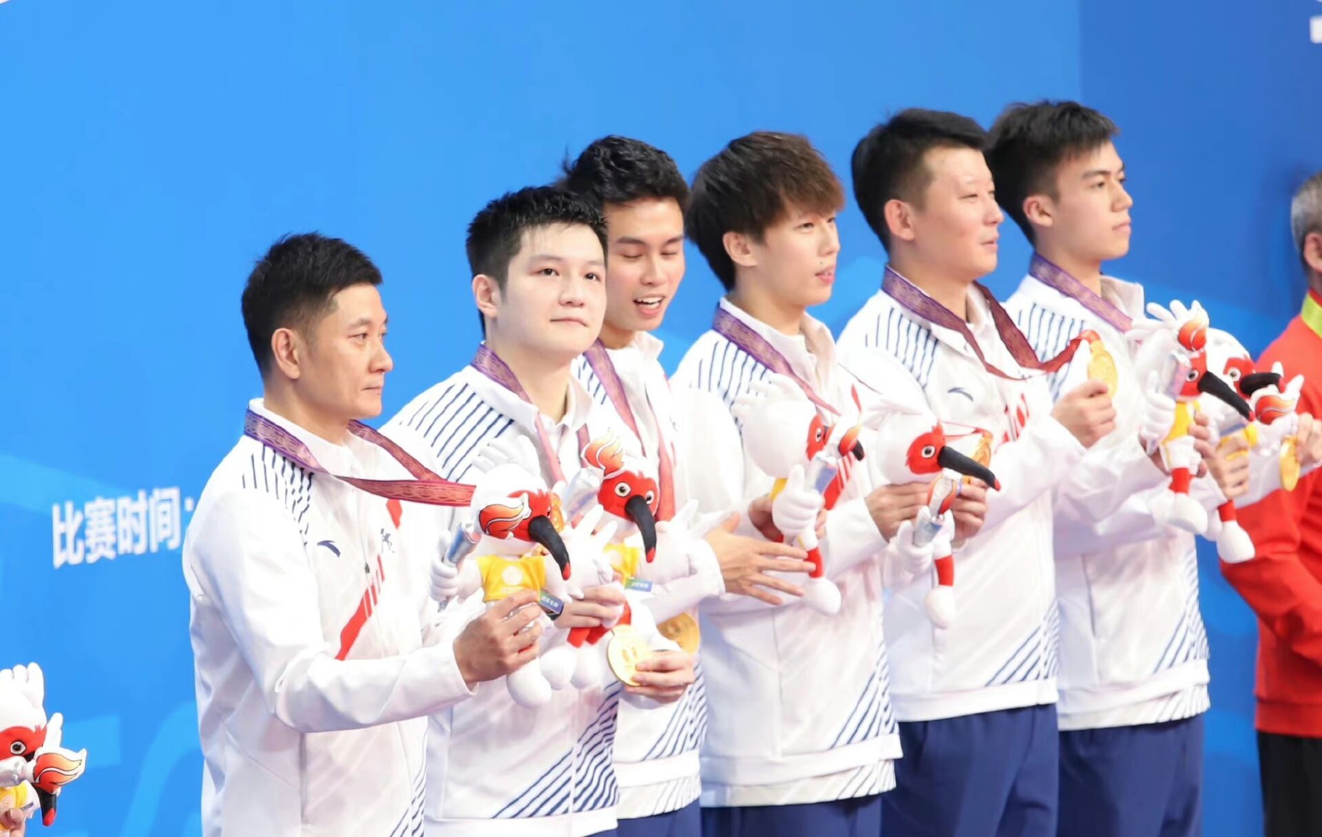 樊振东怎么加入了上海队,樊振东为何加入上海队