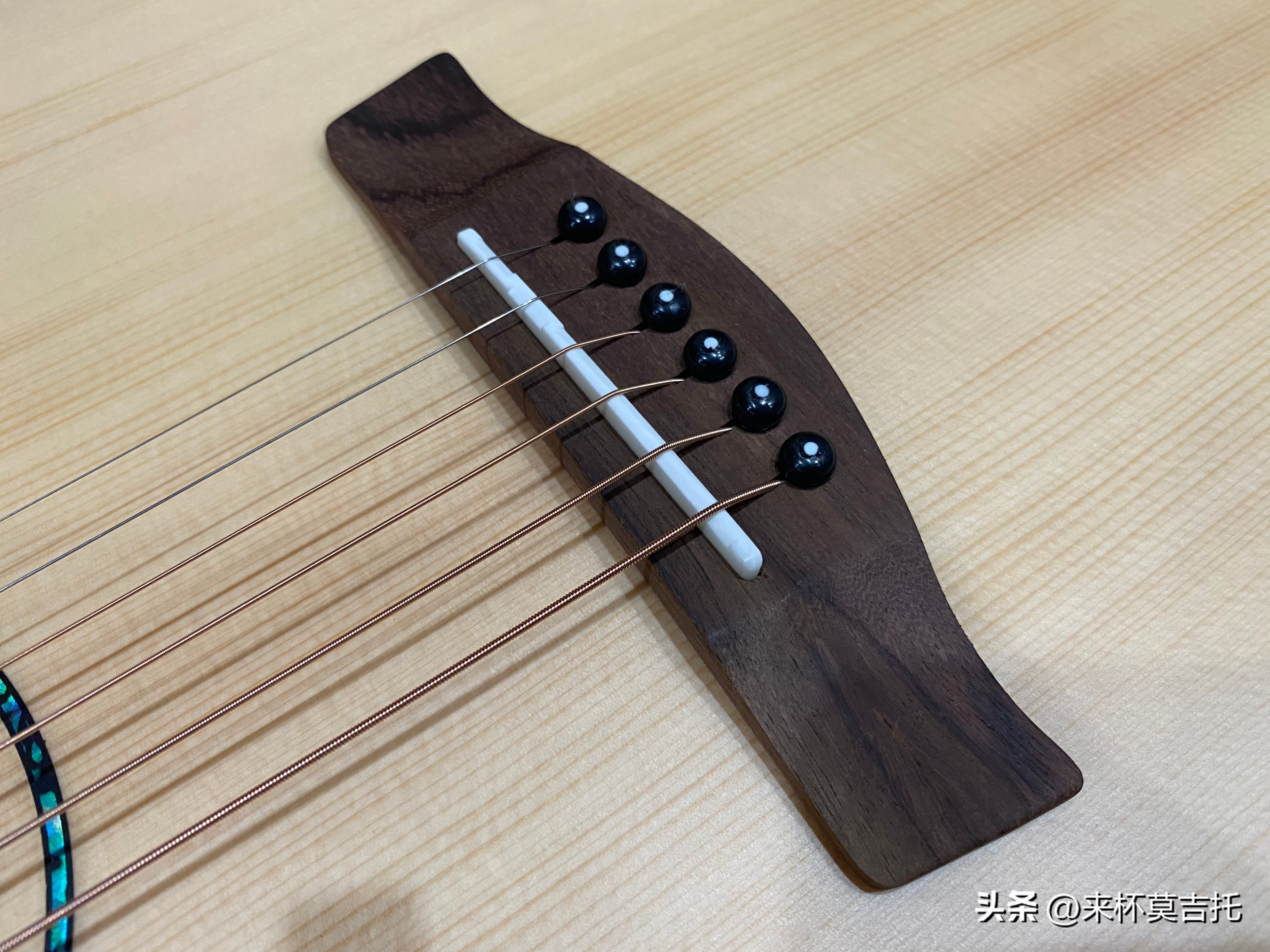 费森clr300吉他怎么样,费森clr300吉他扫弦