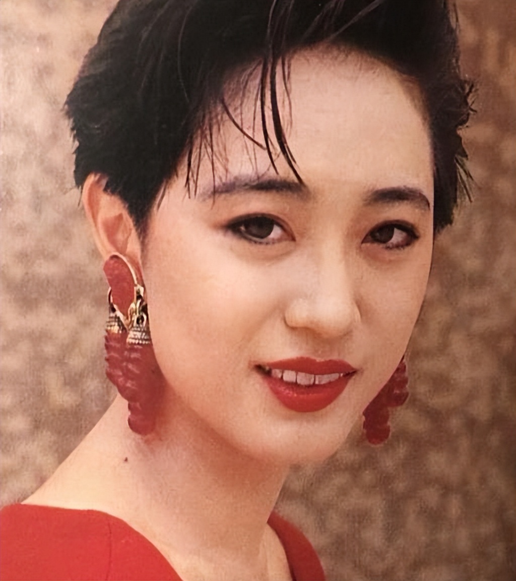 陈法蓉：被误诊患癌进圈，追刘德华无果，因错爱4个男人至今未婚