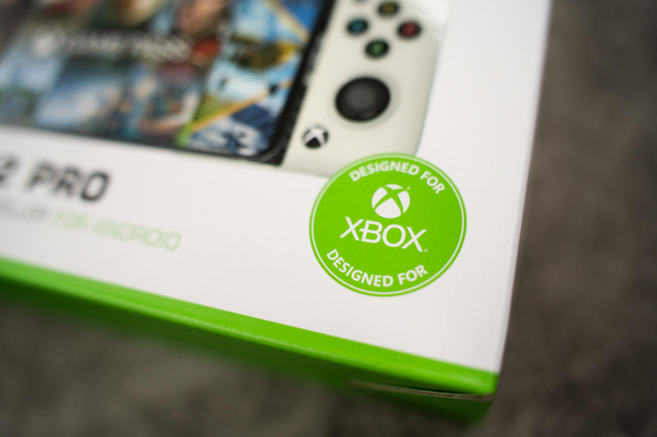 微软官方授权的第三方手柄百元,手机变微软手柄