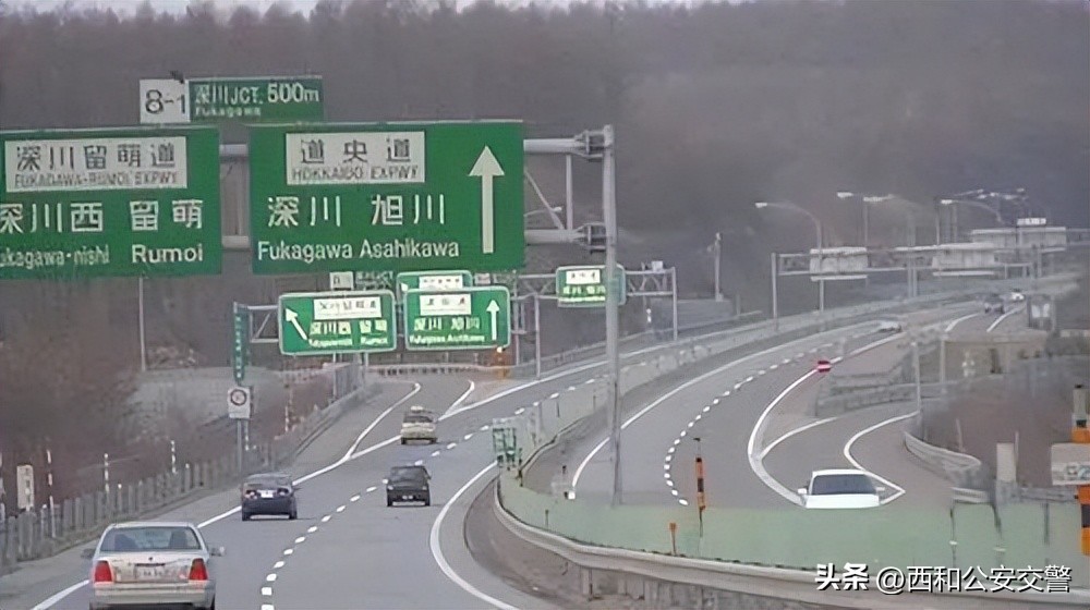 走高速和走国道哪个省油省钱,500公里高速和国道哪个省钱