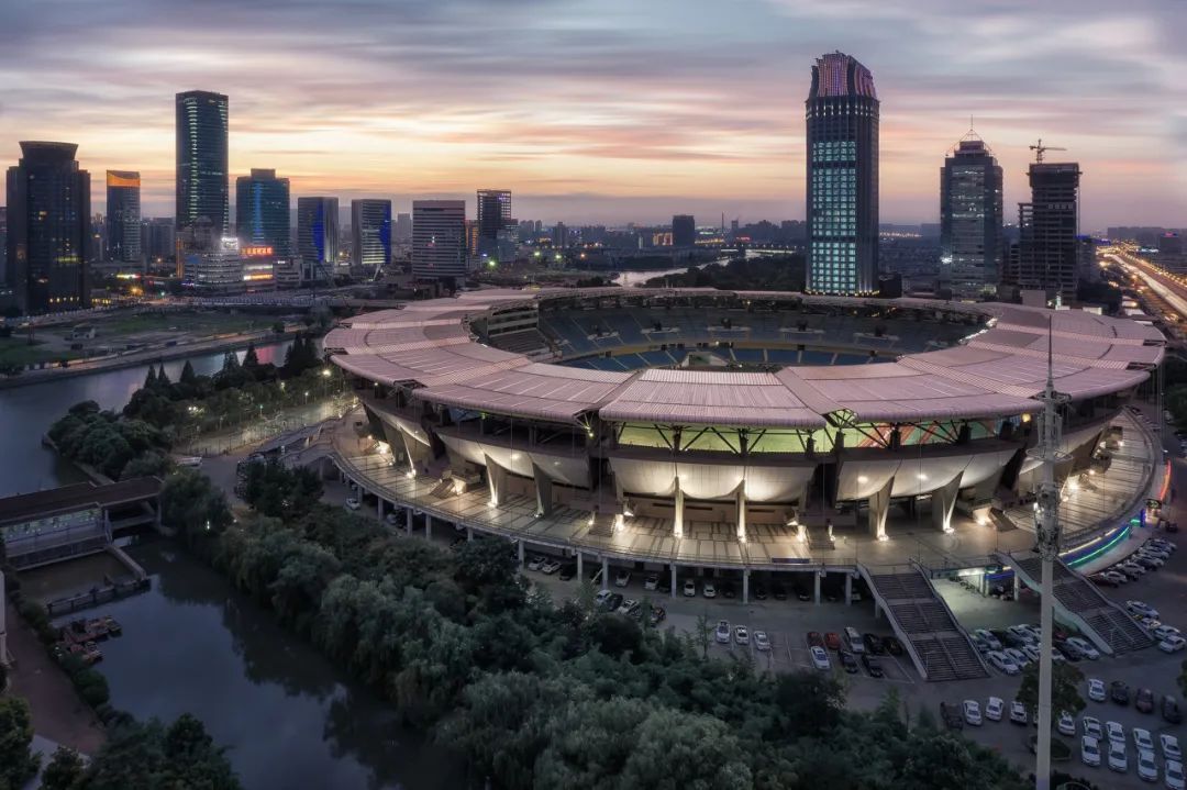 无锡演唱会附近酒店,体育中心附近酒店能看演唱会