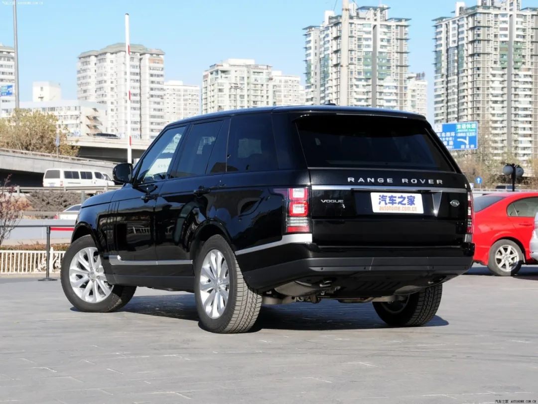 16年路虎揽胜行政中规7万km二手车,喜提二手19年路虎揽胜