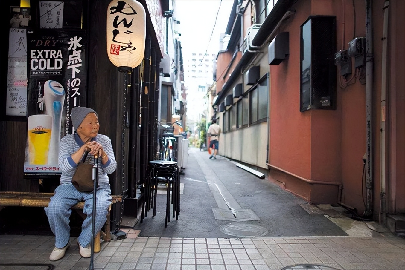 日本房价崩之后的经济轨迹,日本房价暴跌贷款买房的人怎么办