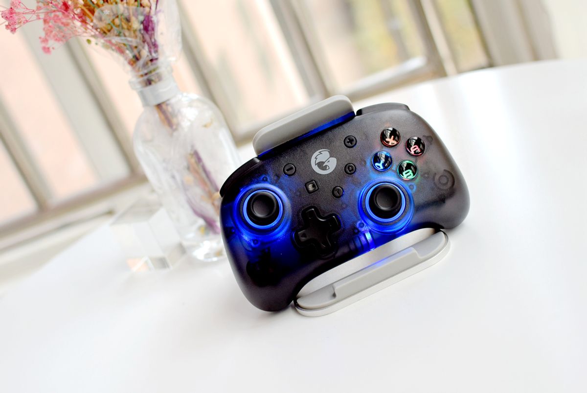 盖世小鸡t4mini,盖世小鸡t4w手柄有线测评