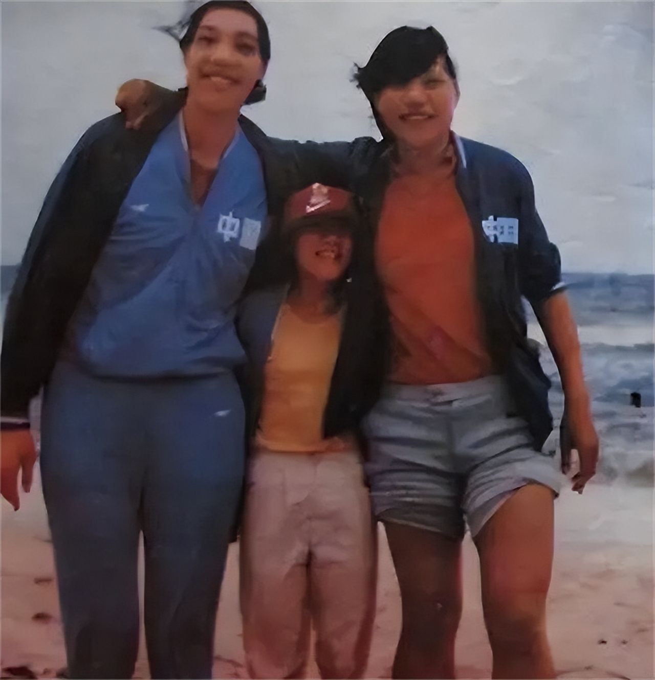 女篮陈月芳年轻时候身高体重,中国女篮巨人陈月芳