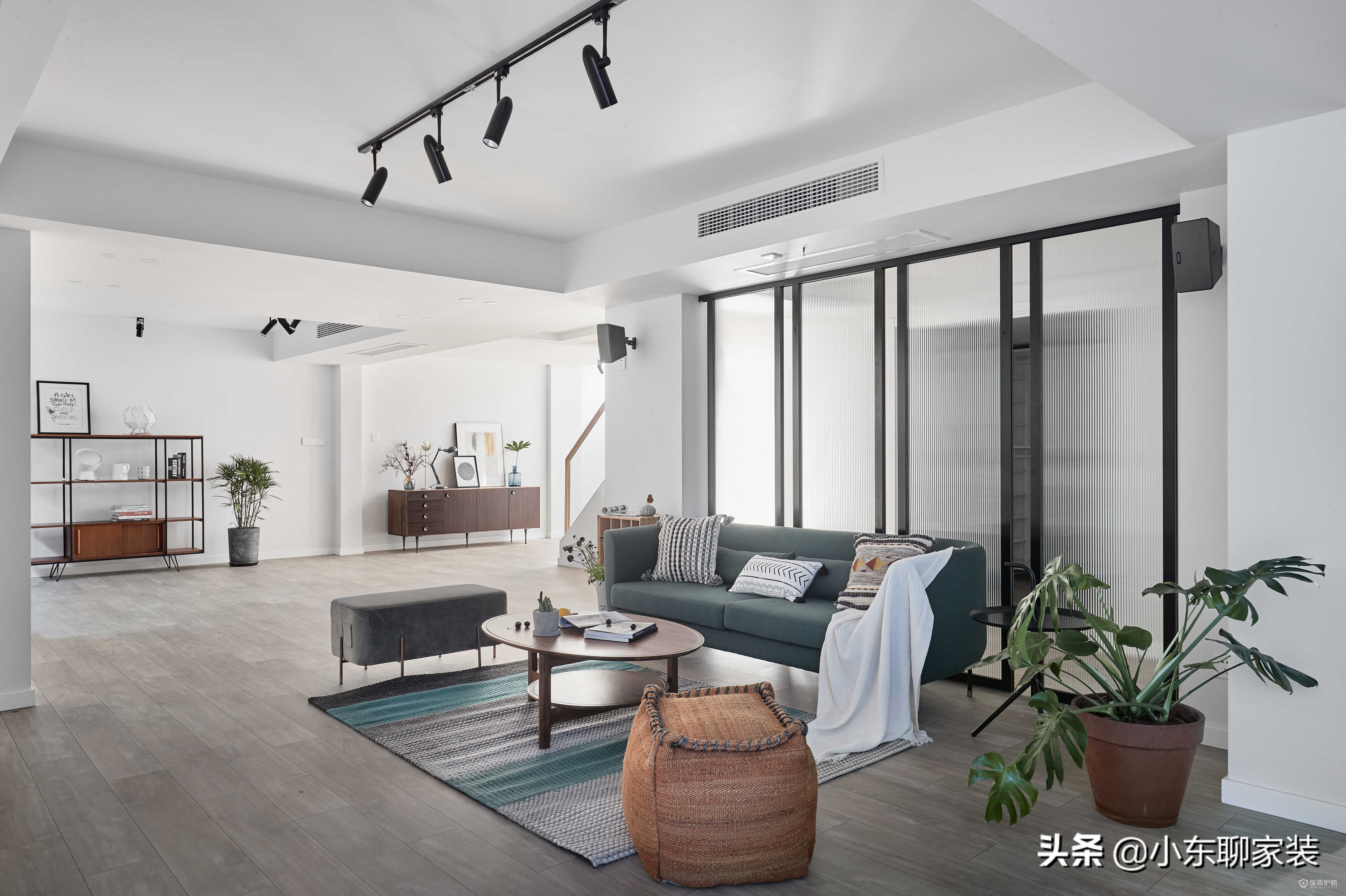 嵌入式空调和中央空调对比,中央空调约克空调对比大金空调