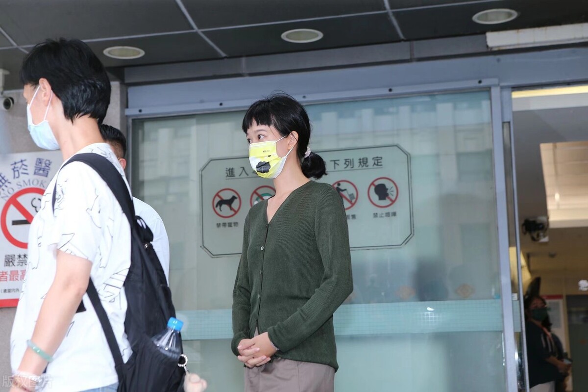 黄子佼是怎么追到孟耿如,黄子佼孟耿如相差多少岁