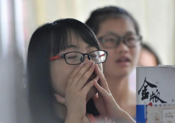 直博和硕博连读怎么考,直博和硕博连读哪个含金量高